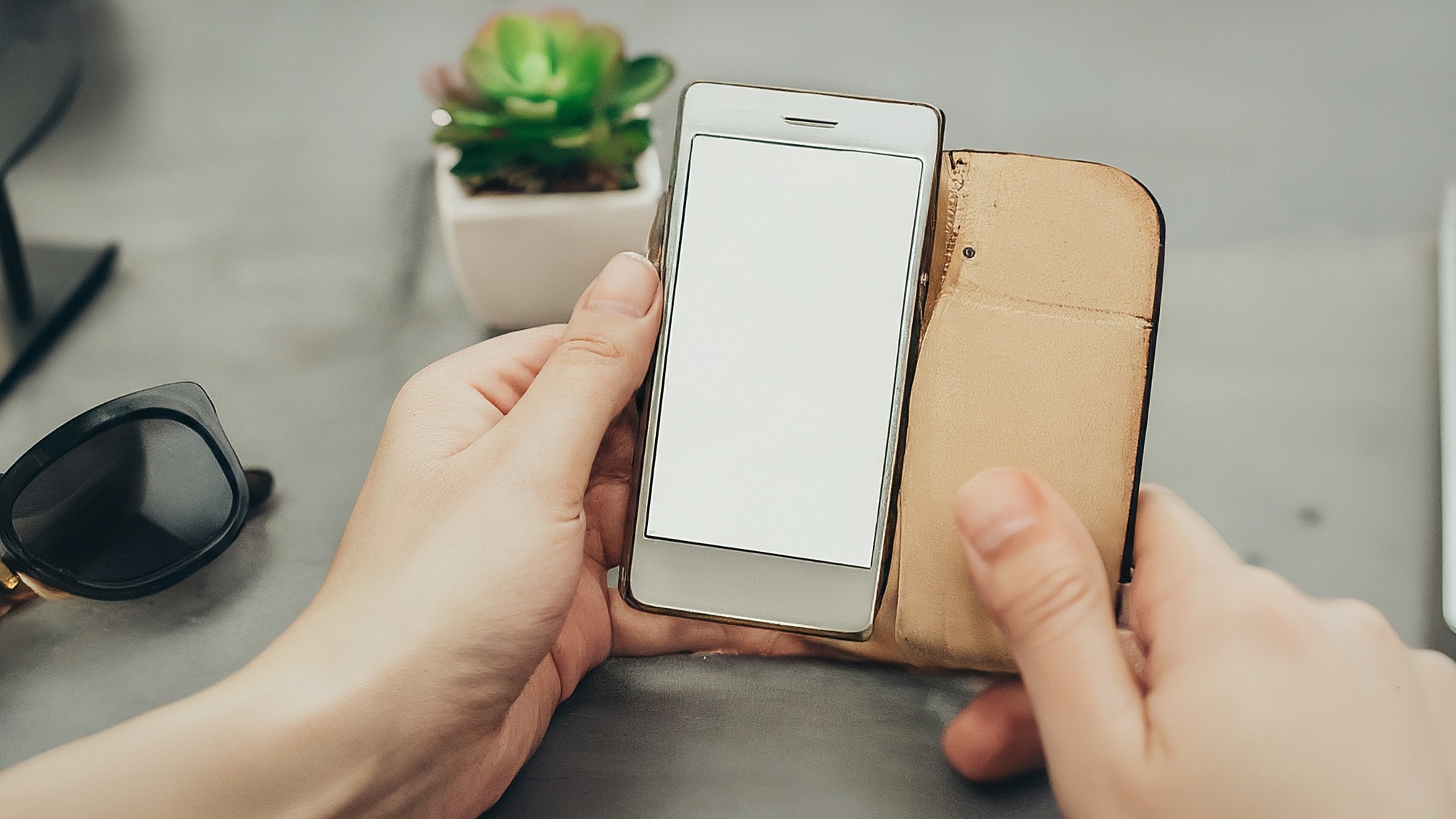 Свяжитесь с нами